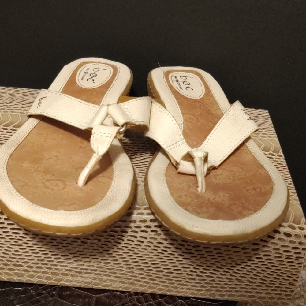 b.o.c Born Concept Sandals - Picture 8 of 8